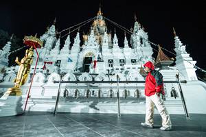 BIB: 
                            <button type="button" onclick="openModal(22465358)" class="btn btn-primary btn-sm float-right btn-popup" data-toggle="modal" data-target=".modal-high-quality">
                        <i class="fas fa-shopping-cart"></i> Add to Cart
                    </button>
                                            <button type="button" onclick="isThisMe(22465358, true)" class="btn btn-success btn-sm float-right btn-popup btn-isme hidden" data-toggle="tooltip" data-placement="bottom" title="นี่คือรูปของคุณใช่ไหม คลิกที่นี่เพื่อเอาเข้าอัลบั้ม">
                        <i class="fas fa-plus"></i> Add to album
                    </button>
                    <button type="button" onclick="isThisMe(22465358, false)" class="btn btn-warning btn-sm float-right btn-popup btn-isnotme hidden">
                        <i class="fas fa-ban"></i> Remove from album
                    </button>